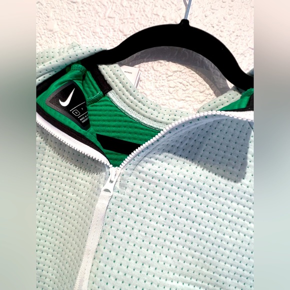 Nike Sportswear Tech Pack Fleece Womens Long Sleeve Top Size Small NWT - Picture 11 of 14